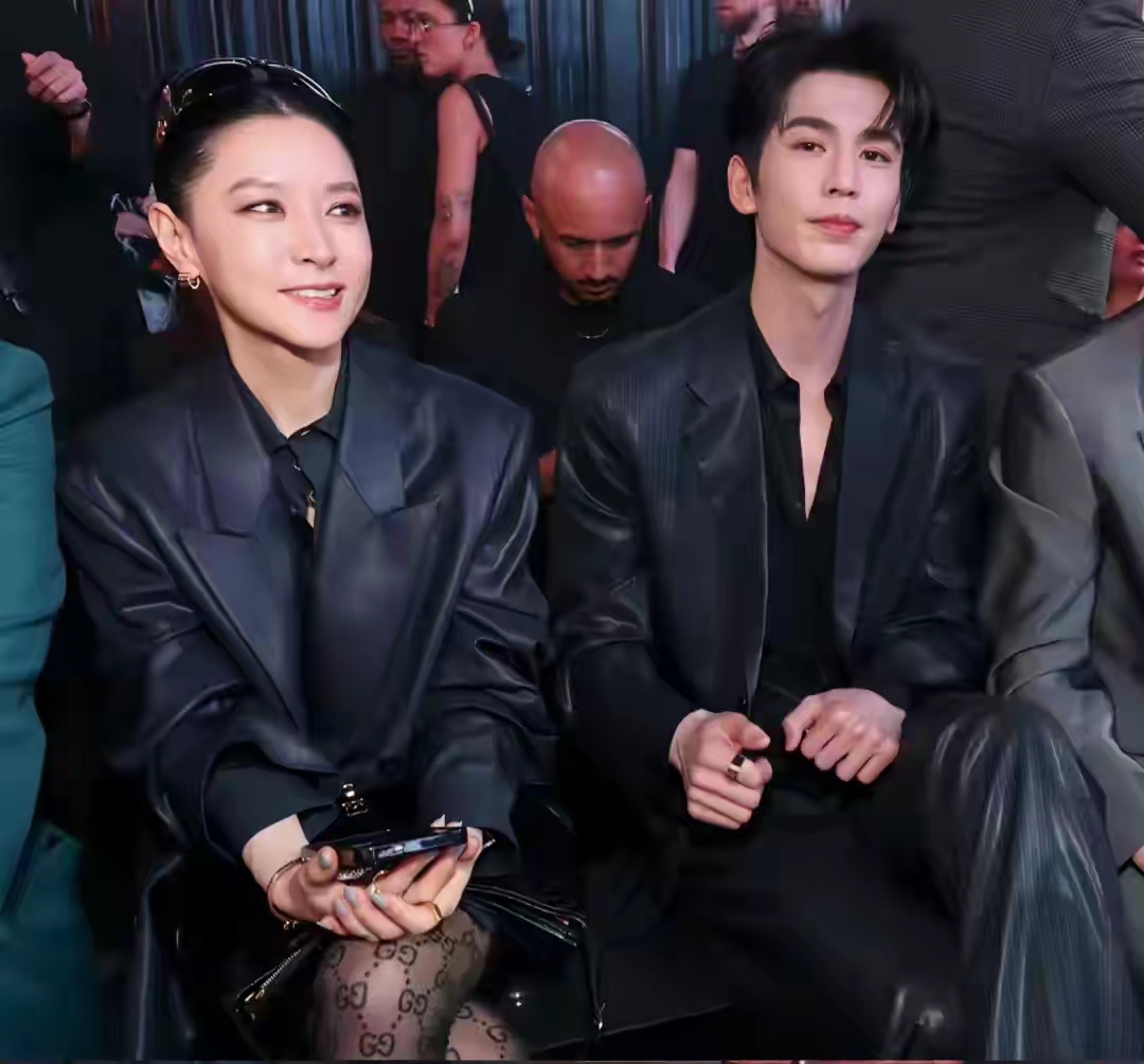 55岁韩娱明星李英爱，在嫁给财阀丈夫息影多年后，为什么又重新复出了 
