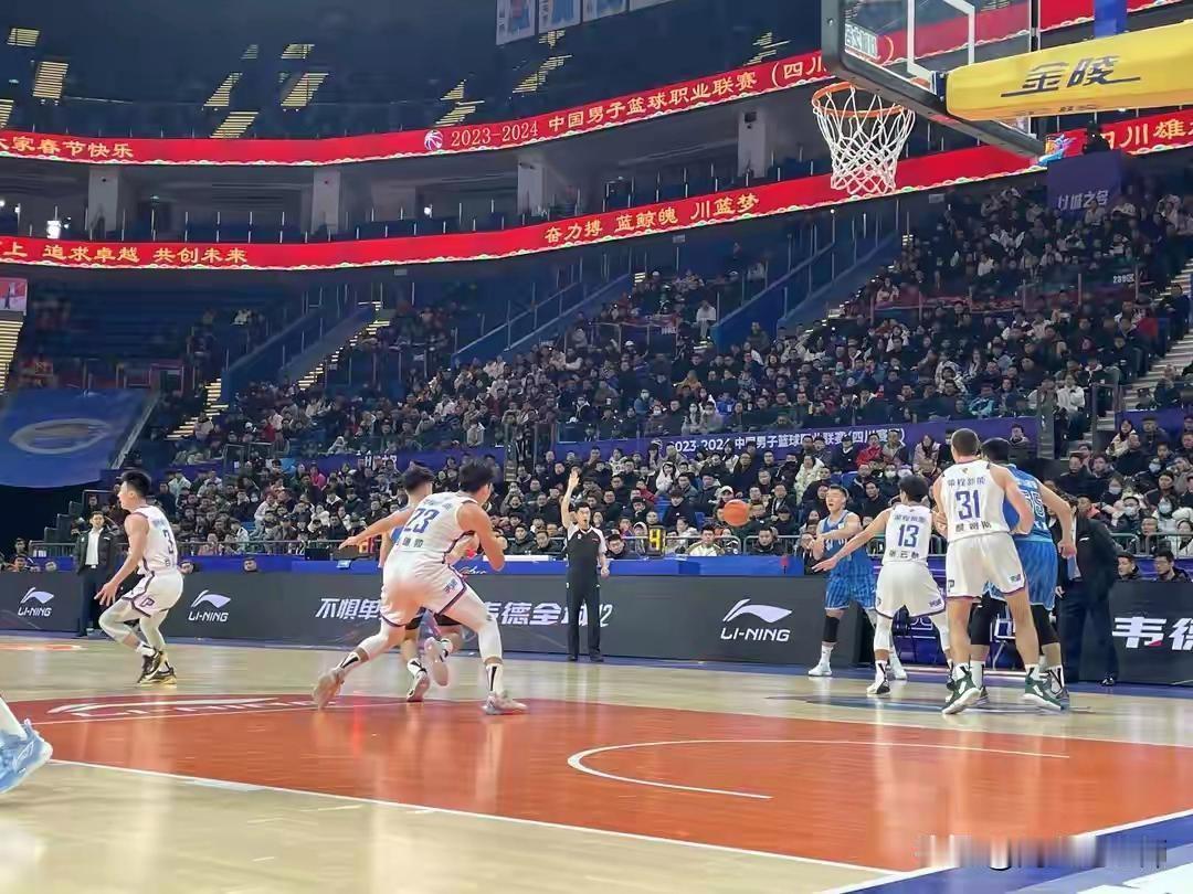 CBA第39轮：天津100 - 84战胜四川
4月15日，四川在CBA历史上遭遇