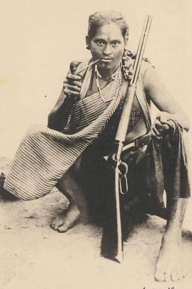 赛德克巴莱的主角莫纳鲁道，他的尸体被日本人做成标本，直到1973年才回归故乡安葬