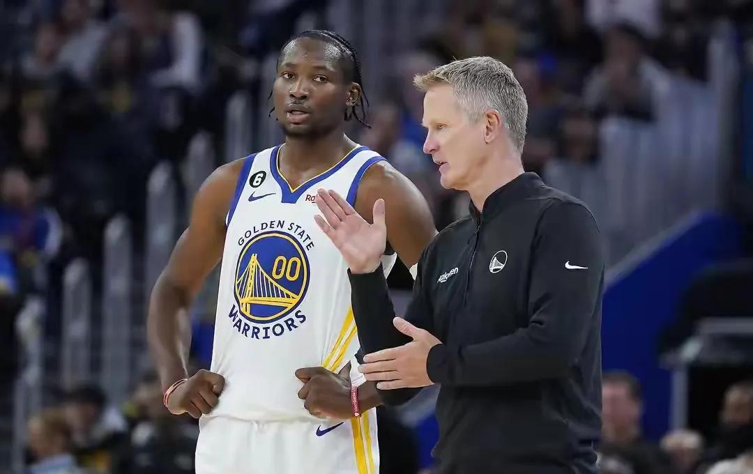 勇士队又DNP库明加了！
科尔亲口承认，这孩子需要自己的节奏，不适合短轮换。
这