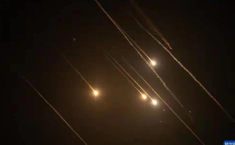 伊朗的经济困境对全球经济影响可不小。伊朗是石油生产大国，其石油出口受经济困境影响