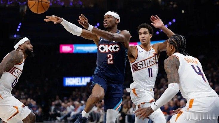 nba篮球 菲尼克斯太阳目前已被逼到悬崖边，系列赛0比3落后，上一场主场仍以10