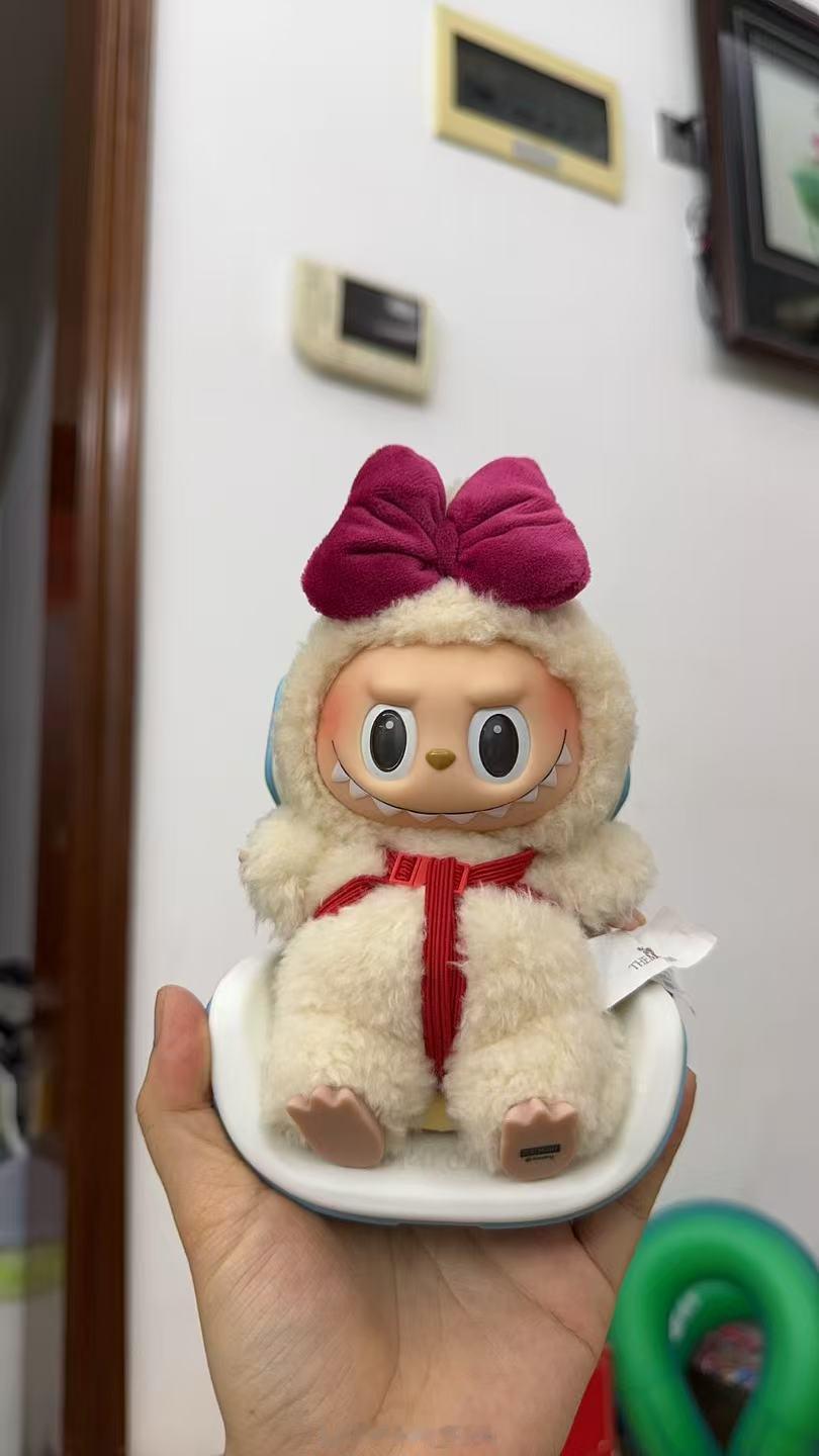 价值13999元labubu盲盒1元起拍不用花钱，靠朋友白嫖可以只labubu[