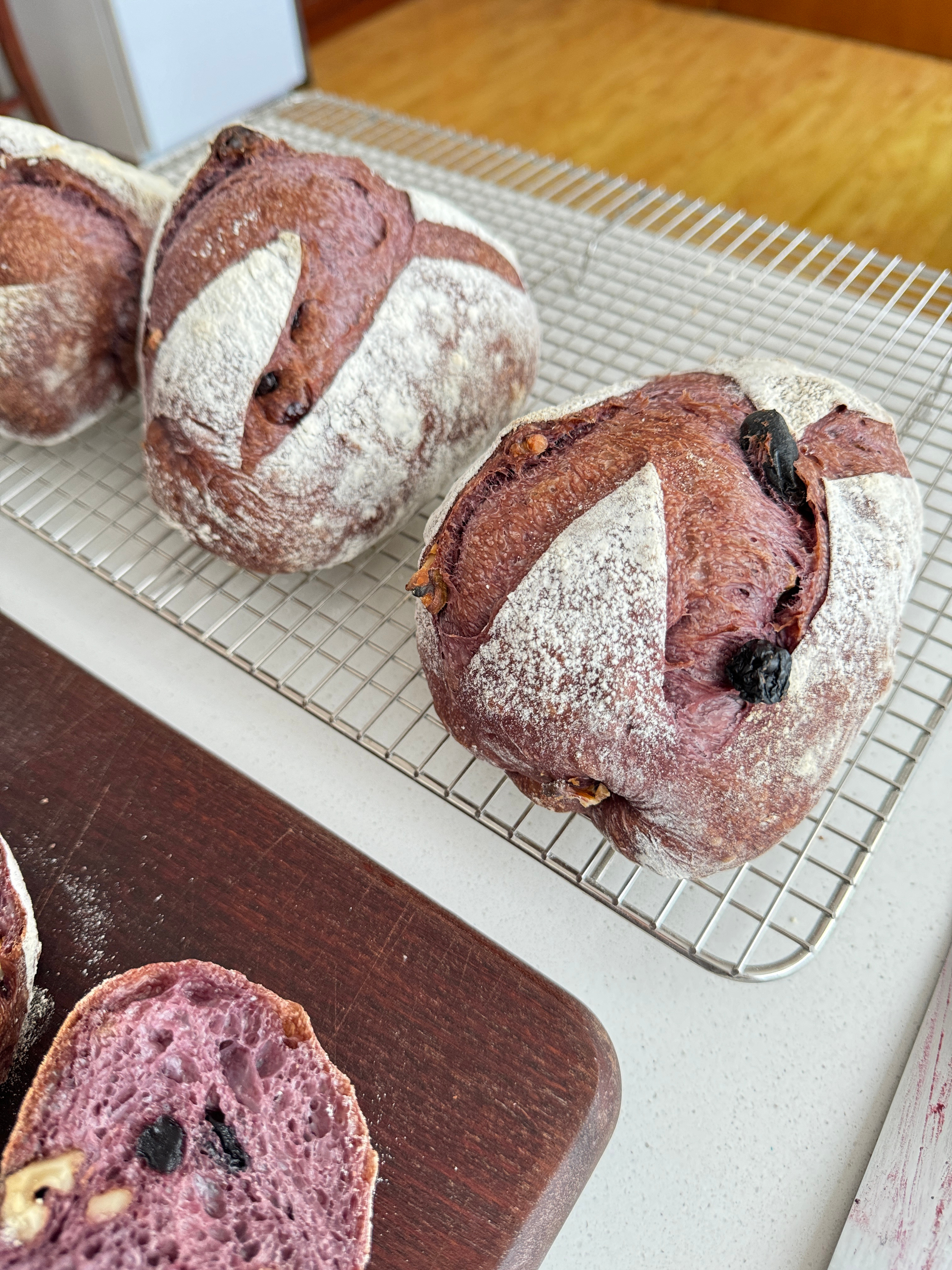 送俩练习中的欧包哈，评论里揪两个铁粉及以上～练习包，不理想（知道问题所在，下次改