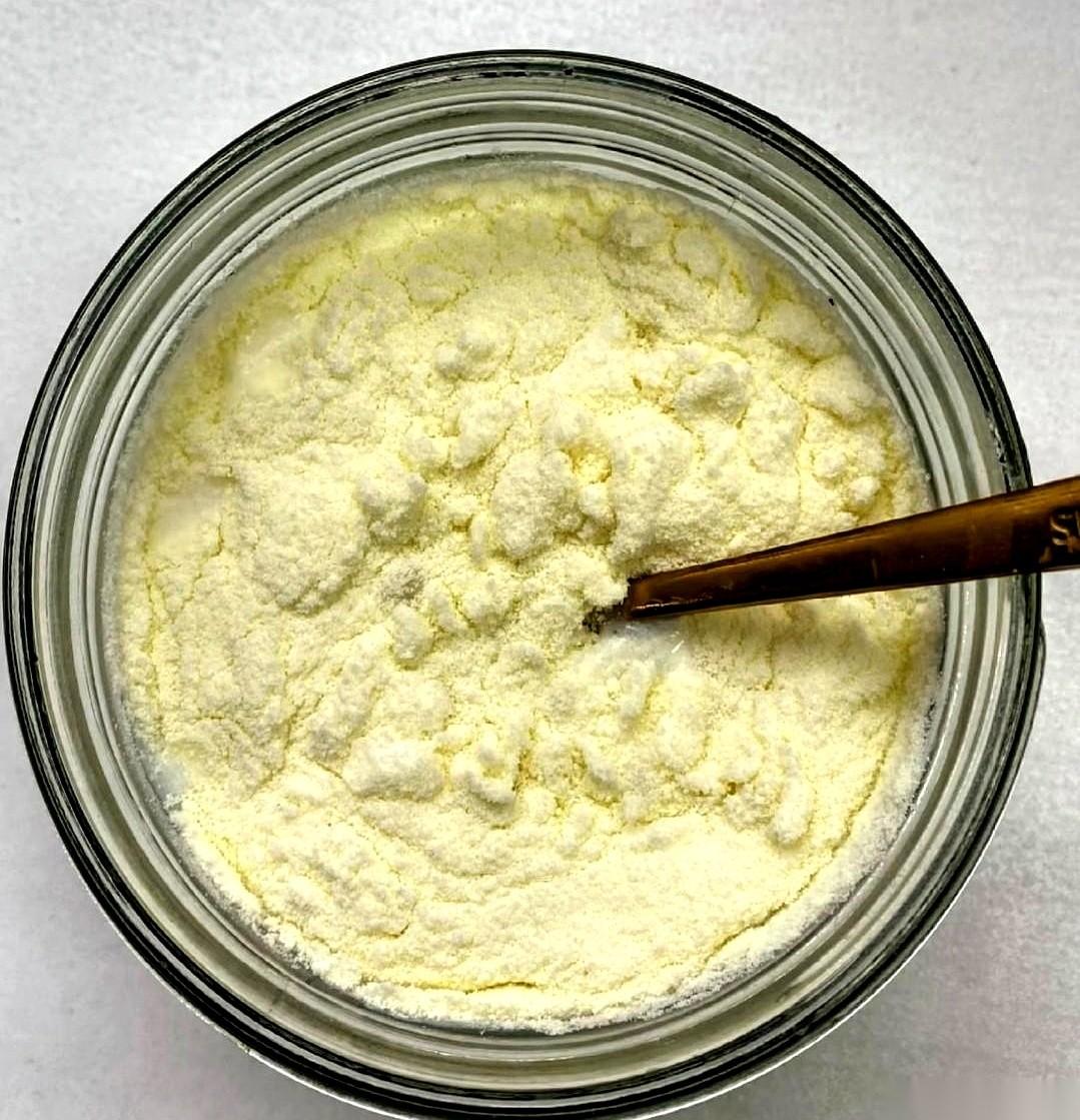 我外婆，老老实实喝了三个月网上买的“大牌”驼奶粉。
结果喝进了医院，查出来——营