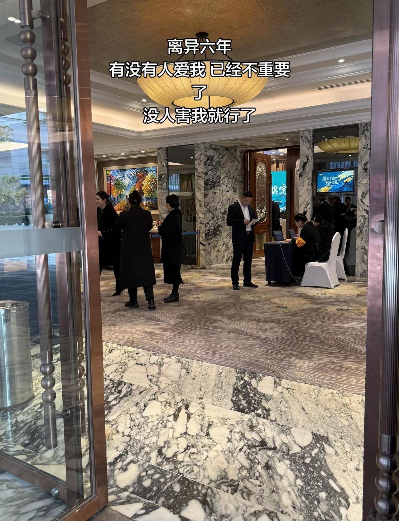有没有人爱我已经不重要了，没人害我就行了，离婚的第六年离婚的女人 单亲妈妈