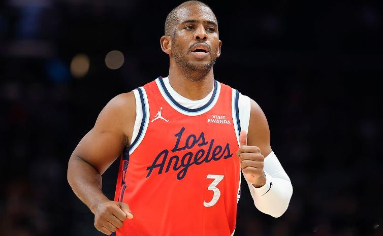 克里斯-保罗宣布从NBA退役。保罗，2005年首轮第4顺位被黄蜂选中，职业生涯历