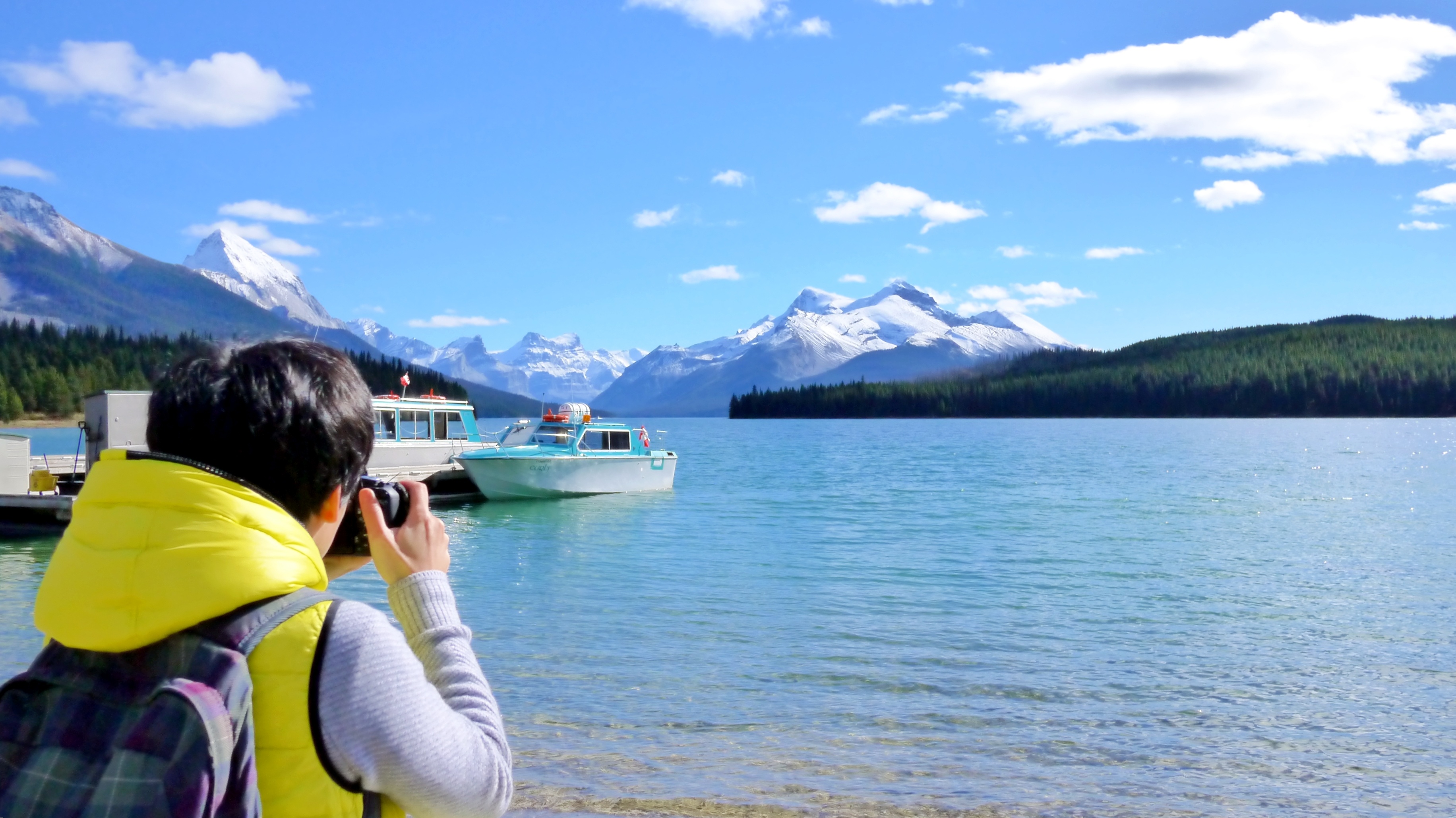 清明假期前，难以抑制的想去度假。尤其想念班夫、安纳西的慵懒和宁静。 