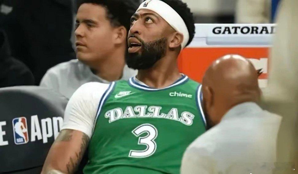 有预感浓眉要来快船了？眉子虽然脆，但是有投射啊。如果能换到戴维斯，值不值得出首轮