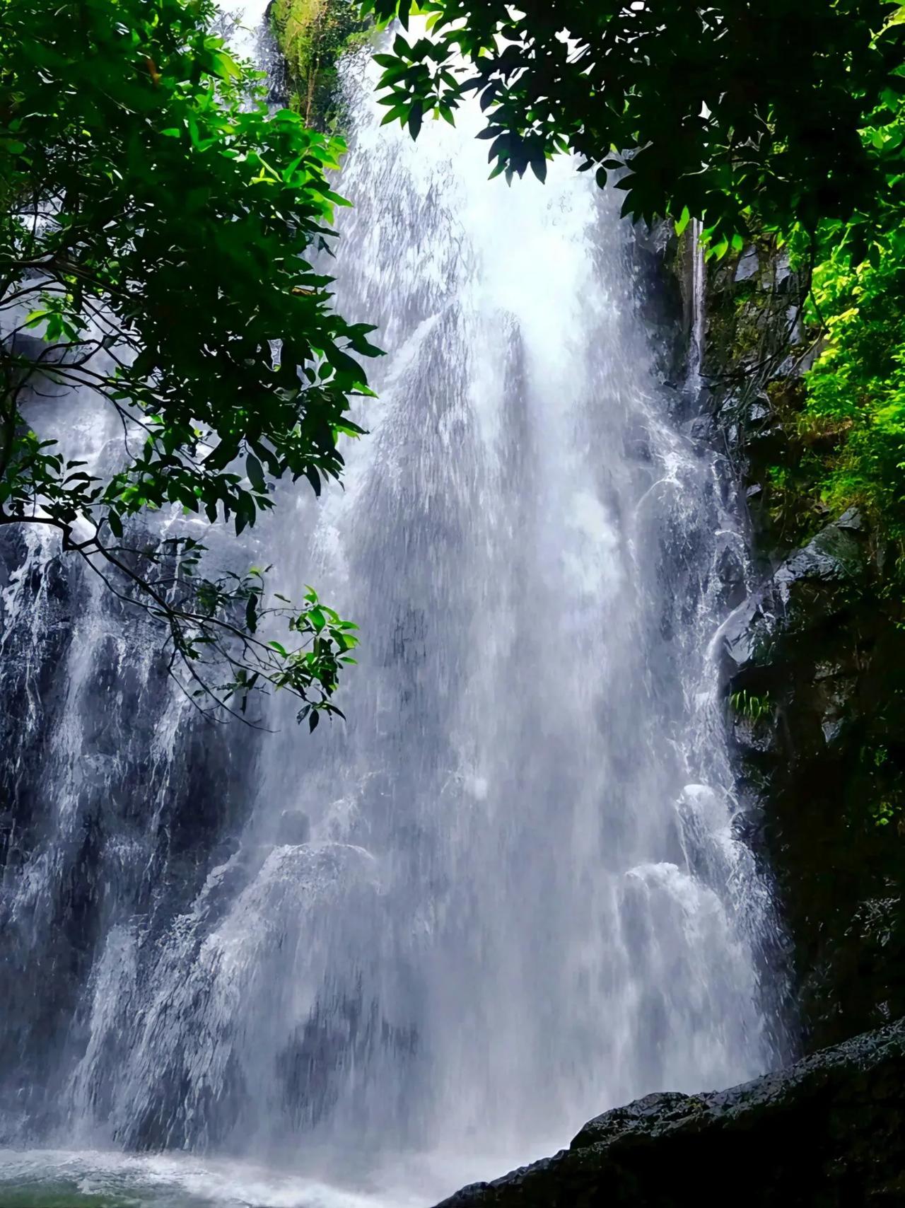 还有人不不知道深圳免门票的马峦山郊野公园？夏季最佳赏瀑路线，错过等一年哦！
 