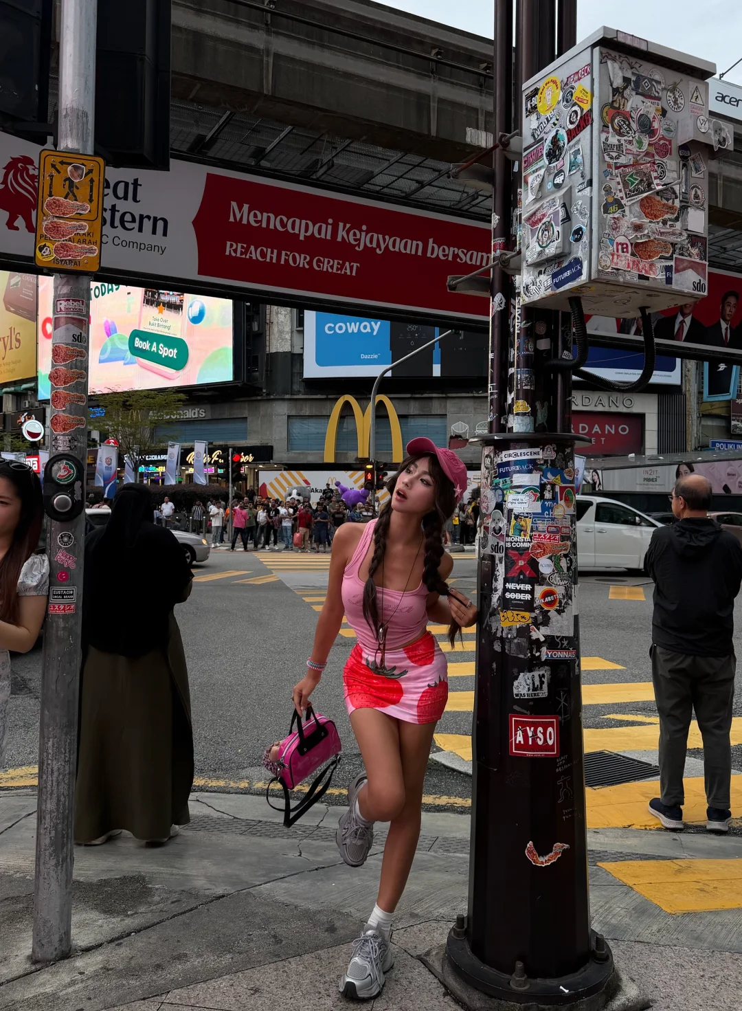 🇲🇾｜10s在吉隆坡麦当劳路口街拍一下