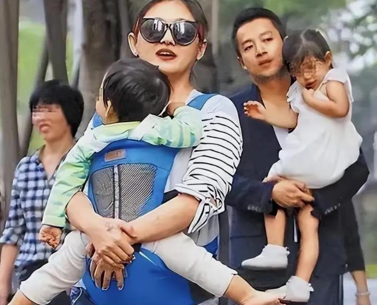 中国人讲究落叶归根。 大S因病去世后，一双儿女的最终归属牵动着很多人的心。
 