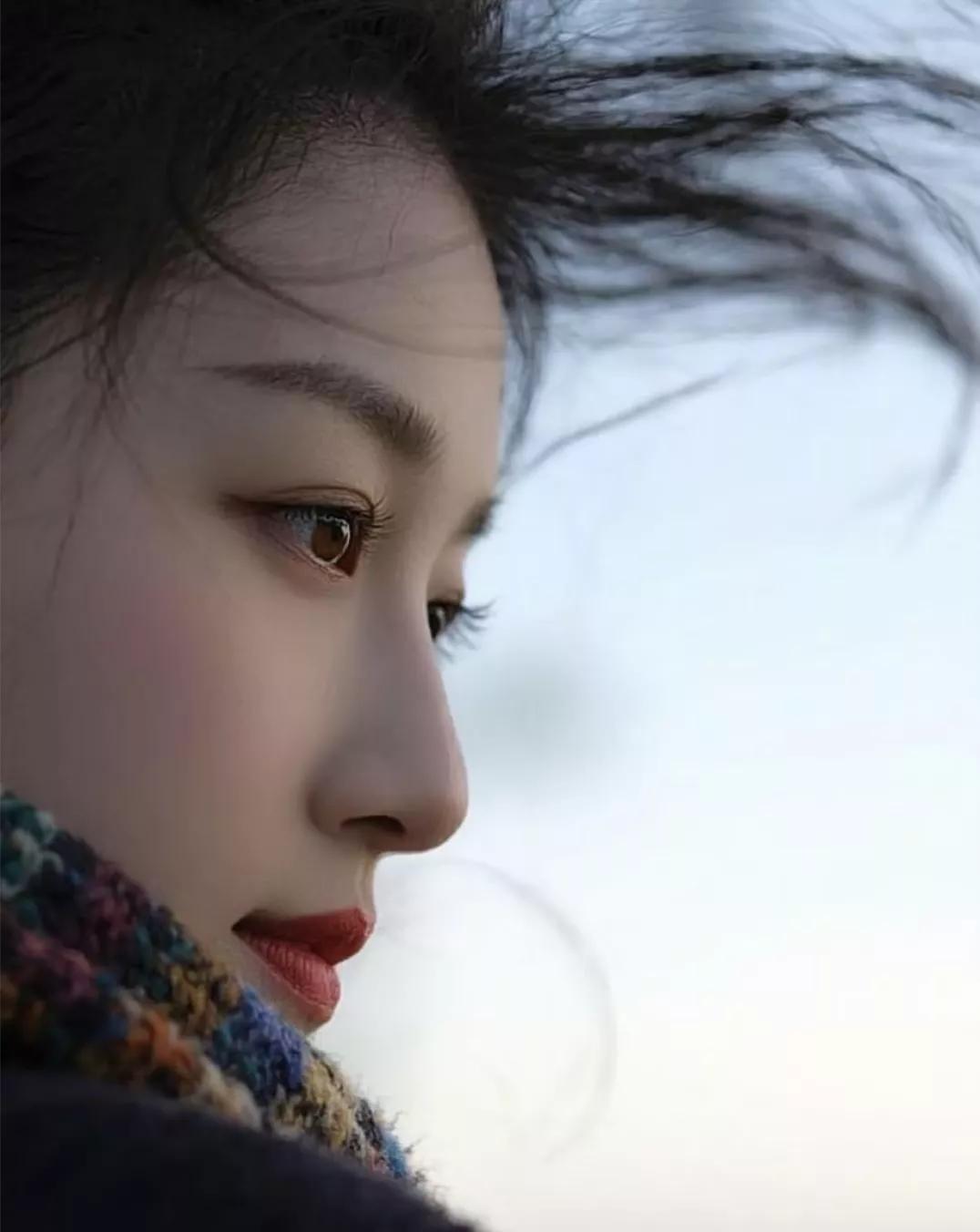 你说 携手同行
你说 至死不渝
你说 貌合神离
你说 各自安好