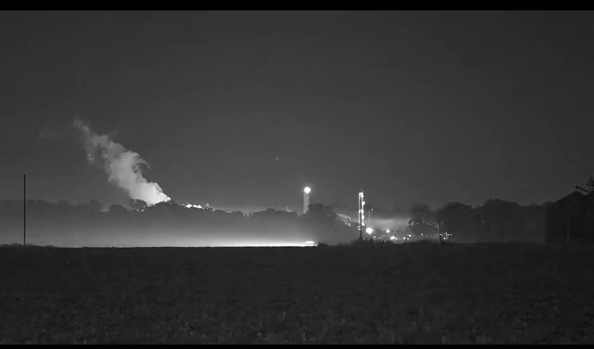 美国密西西比州的一座化肥厂发生爆炸，导致液氨泄露。