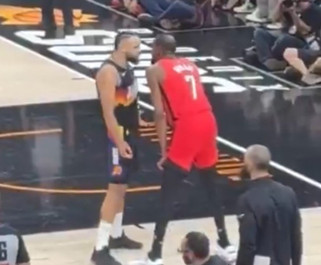 火箭太阳这半场比赛双方掐了多少次了？火箭vs太阳