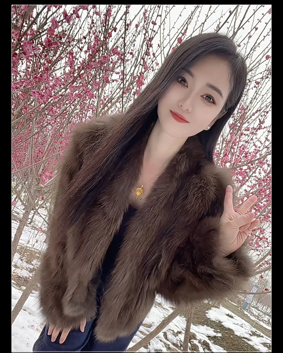 一花一世界，一叶一追寻,一曲一场叹……