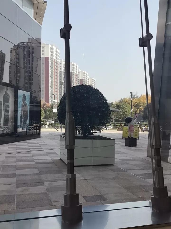 你觉得当农民丢人吗做农民有什么丢人？中国有多少亿的人都是农民。现在的城市人不都是