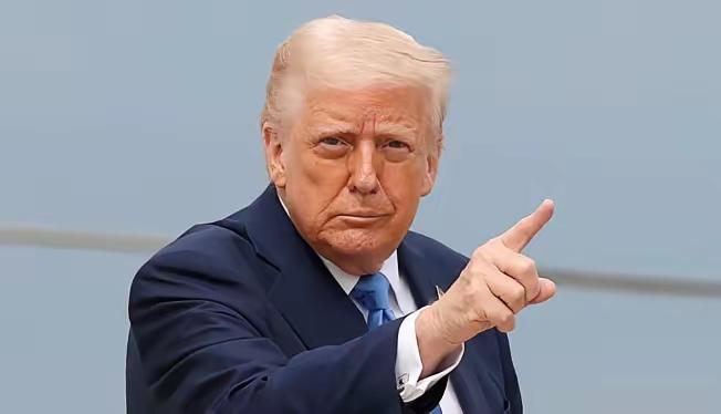 抓马杜罗只是个开始！特朗普下令退出66个群，军费上涨50%。
1月7号这一天，特