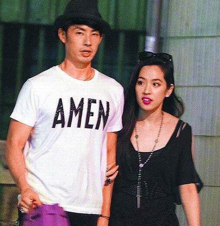 吴建豪两任妻子都不是中国人，前妻是新加坡人，现任妻子是日本人，看来他的缘分老是远