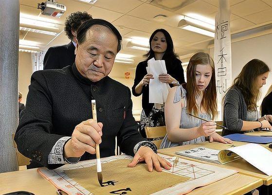 莫言的粉丝应该评判一下，用社会科学研究基金研究莫言的家谱是不是巧立名目？从立项到