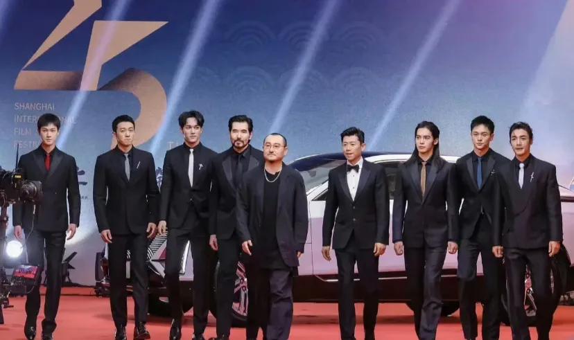 请封神各位主演这两年一定谨言慎行
我还想看后面两部m美美嗑郊通发达拜托你们一定都