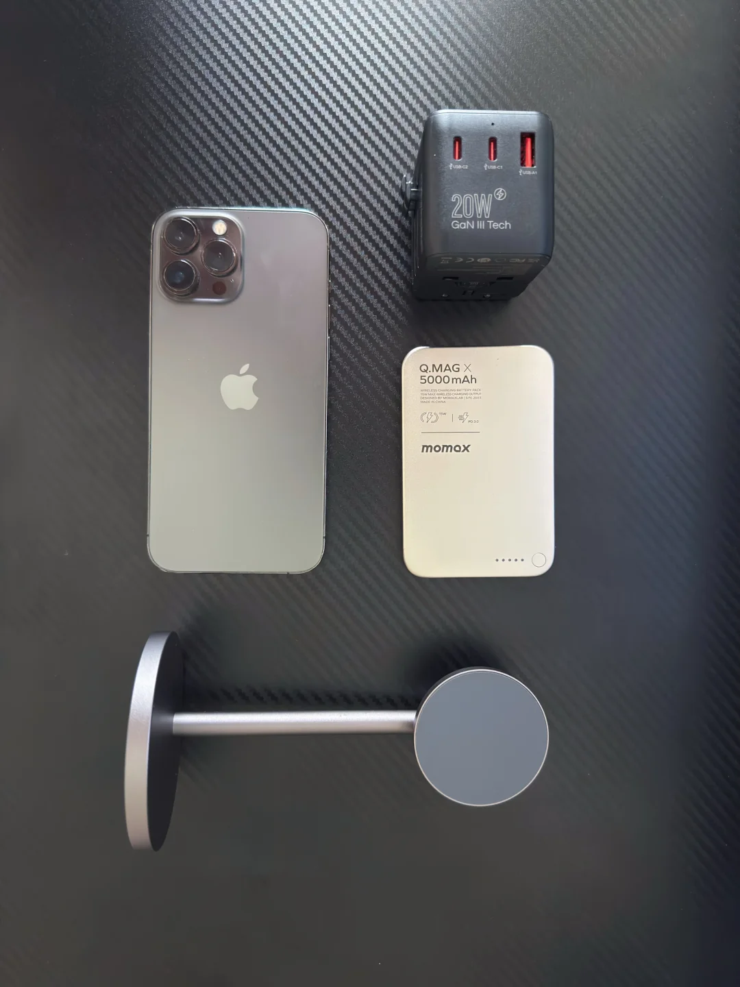 iPhone 随身数码搭子｜出行无负担