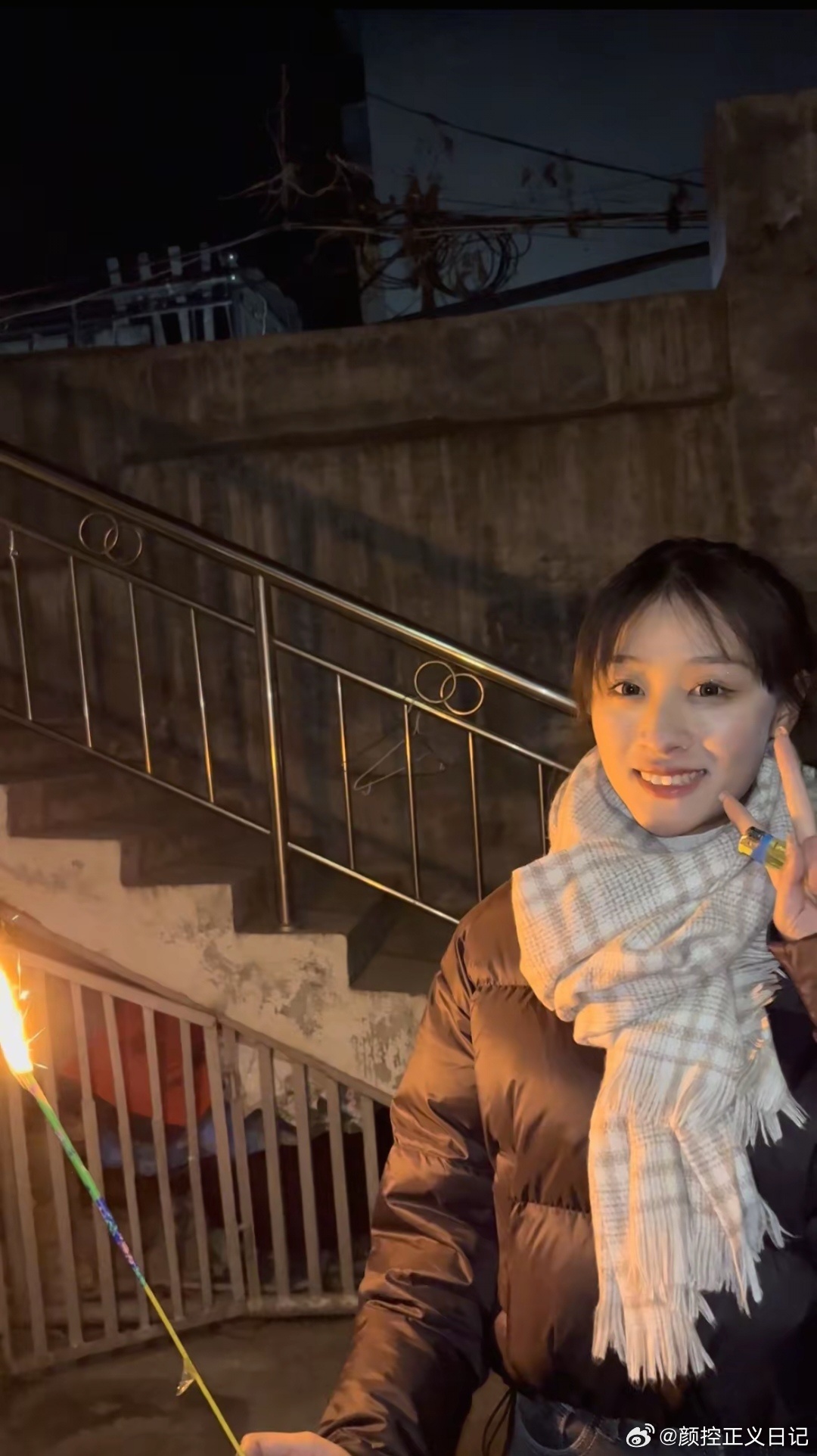 少女写真[超话] 都是打工人精彩人像[超话]美女 ​​​