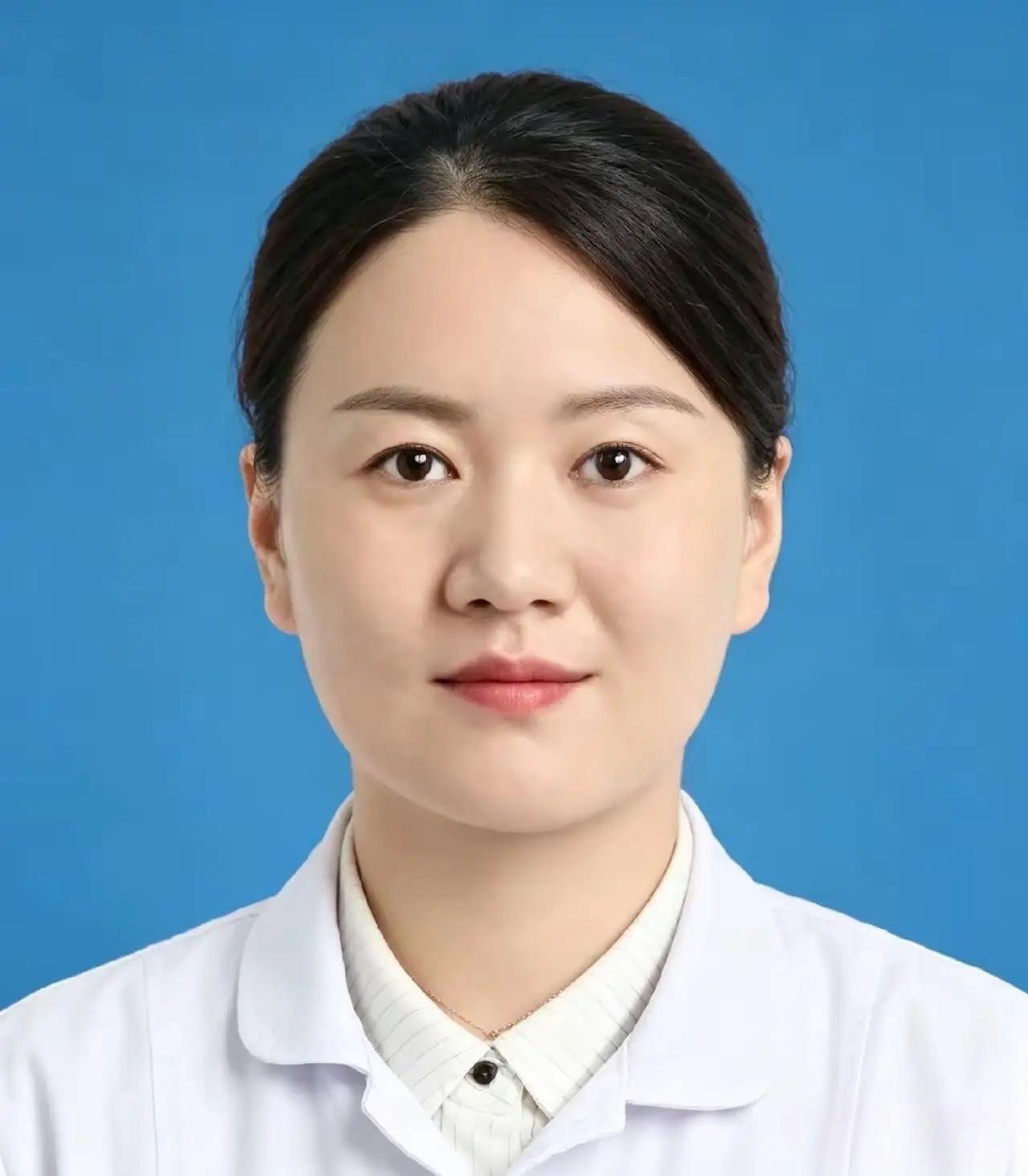 让人敬佩！38岁河南女子丧夫后带11个月大幼子和婆婆闯上海，10年坚守成首批长护