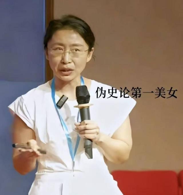 十级美颜，满足一部分人对高知美女的幻想。