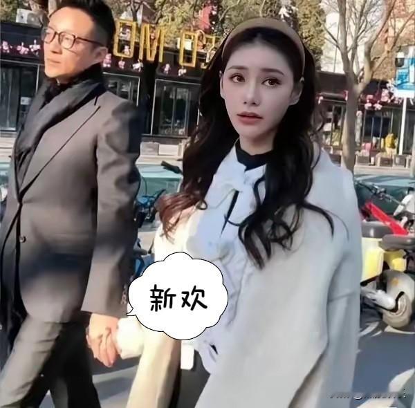 汪小菲
比以前成熟多了
他不会再因为他的婚姻情况去情绪波动了，他也知道马筱梅是素