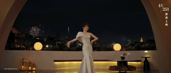 王安宇姚安娜二搭就这么有梗王安宇给姚安娜和烟花拍合照王安宇与姚安娜二搭默契满分，