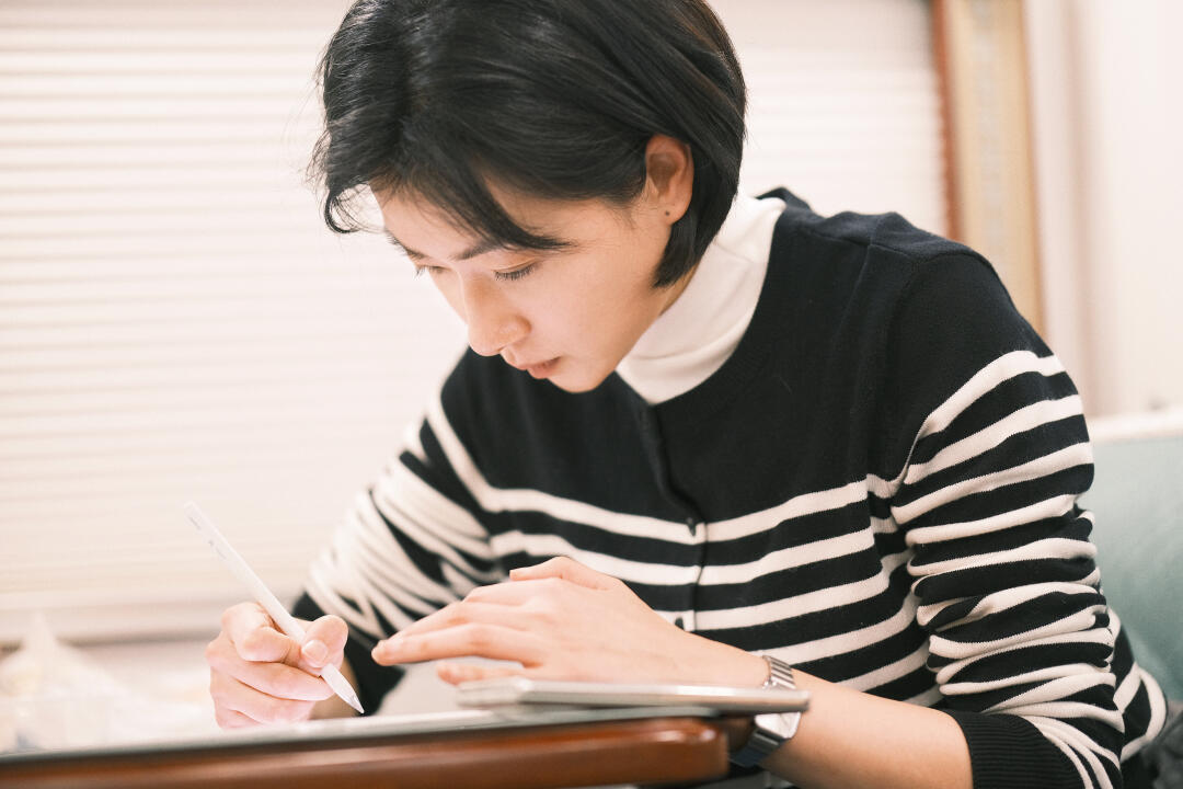 筒子村[超话]  20250505小🍠更新是假期尾声赶作业的小万同学​​​