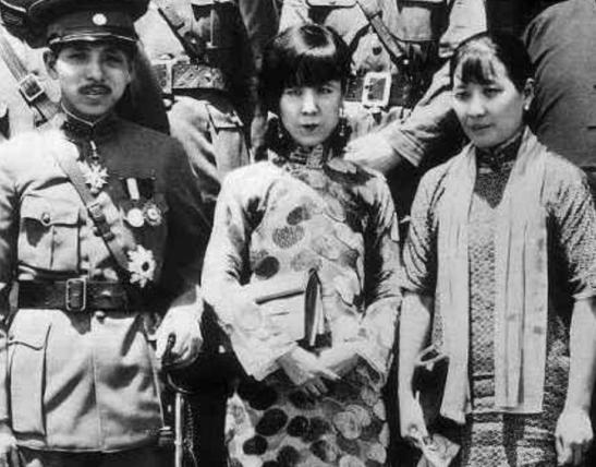 1940年，于凤至乳腺癌病情恶化，溃烂严重，张学良申请让妻子去美国治病，戴笠汇报