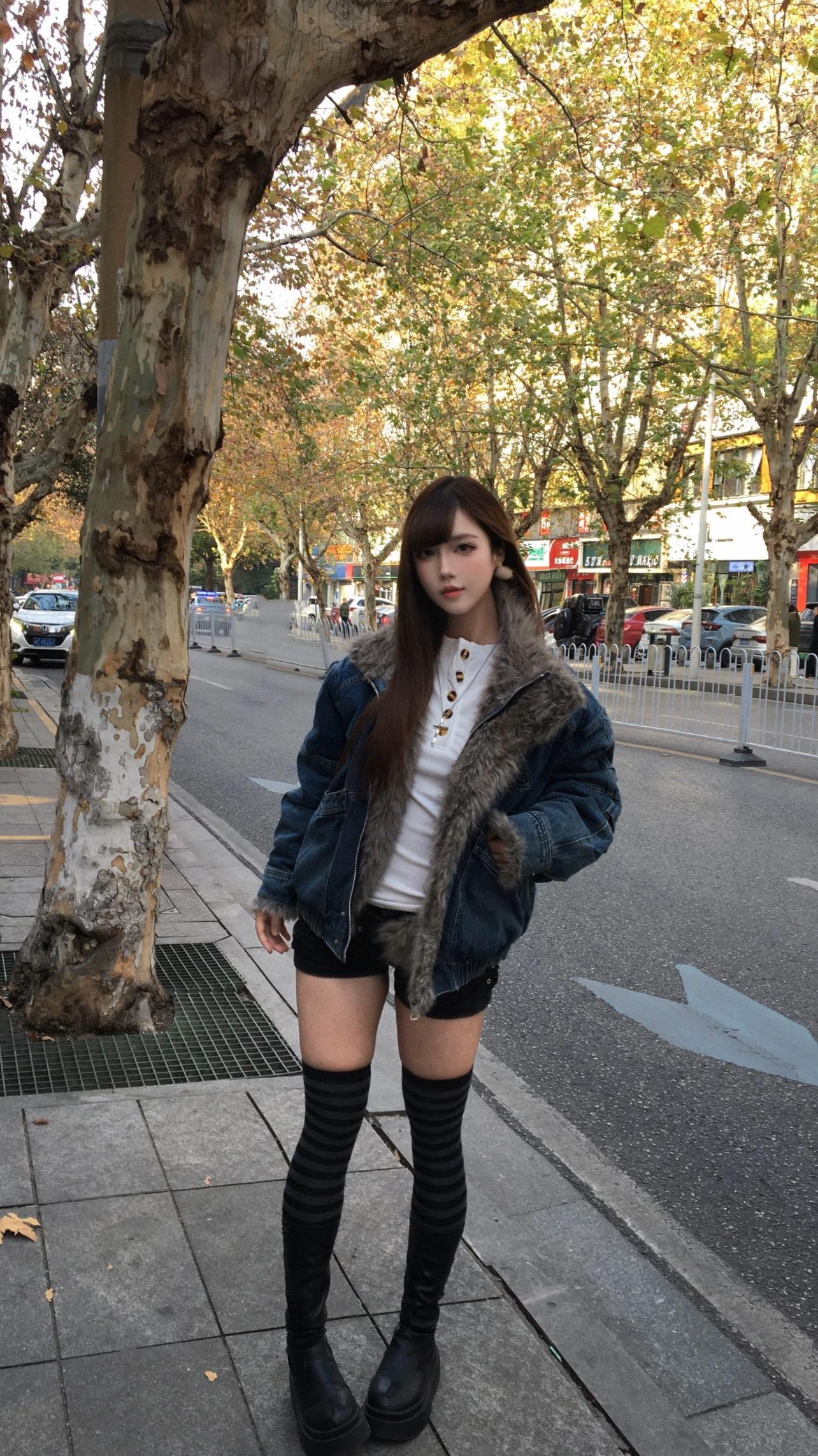 本少谈过最久的恋爱就是自恋