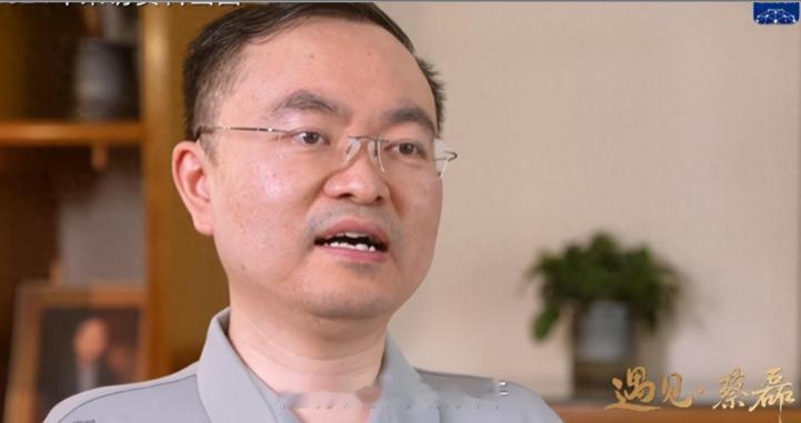 刷到蔡总那封信了没有？这老哥真是硬核呀，都到渐冻症终末期，话都说不利索，却通过公