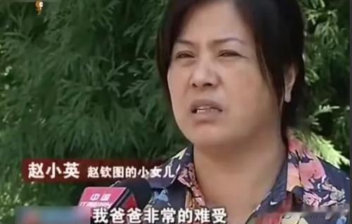 四川，92岁老父亲，被儿子媳妇赶到地下室住，还把水电都掐断了，他们盼着老人早点咽