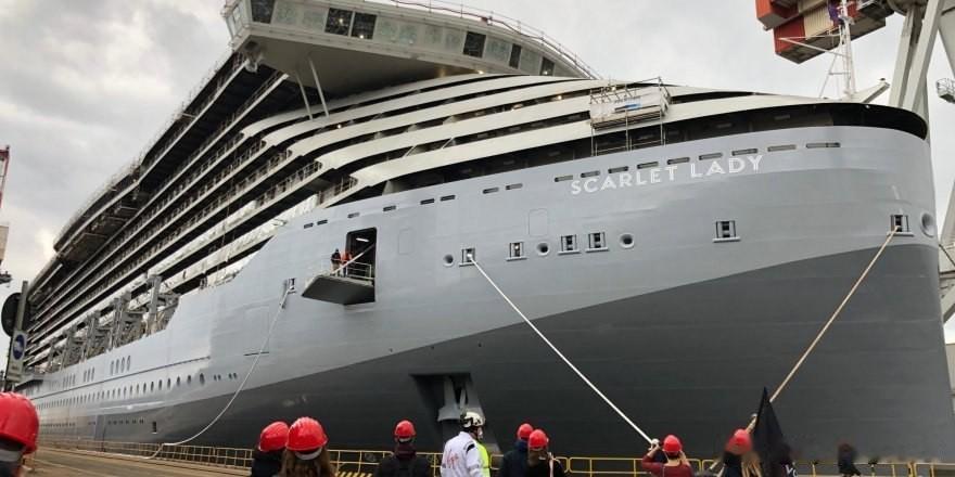 🛳⚓️🇪🇬“猩红女士号”邮轮被埃及亚历山大港拒绝入港。

问题在于，这艘邮