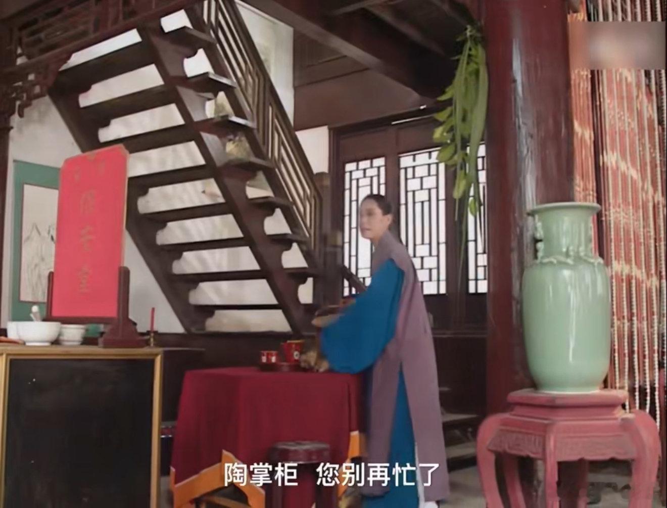 被端午片段里的许仙圈粉 重刷端午这段又被许仙暖到了，急事招人直接三倍薪水，过节还
