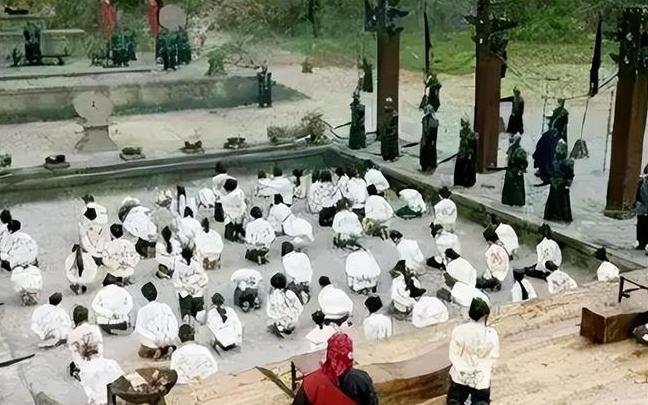 "夷三族"到底有多惨？

"夷三族"，起源于哪里？答案是秦国。《史记·秦本纪》记