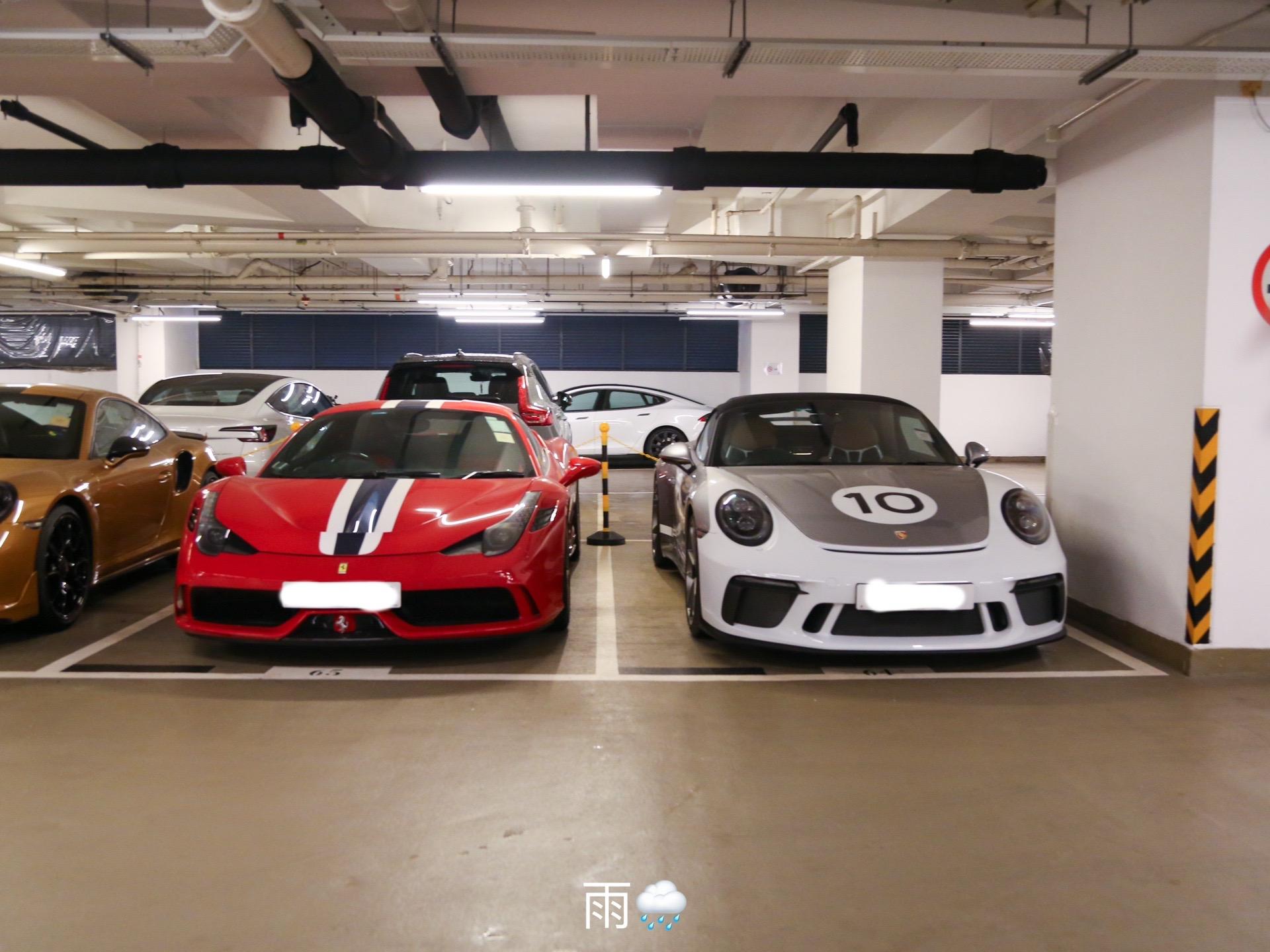 法拉利 458 speciale与保时捷991 speedster