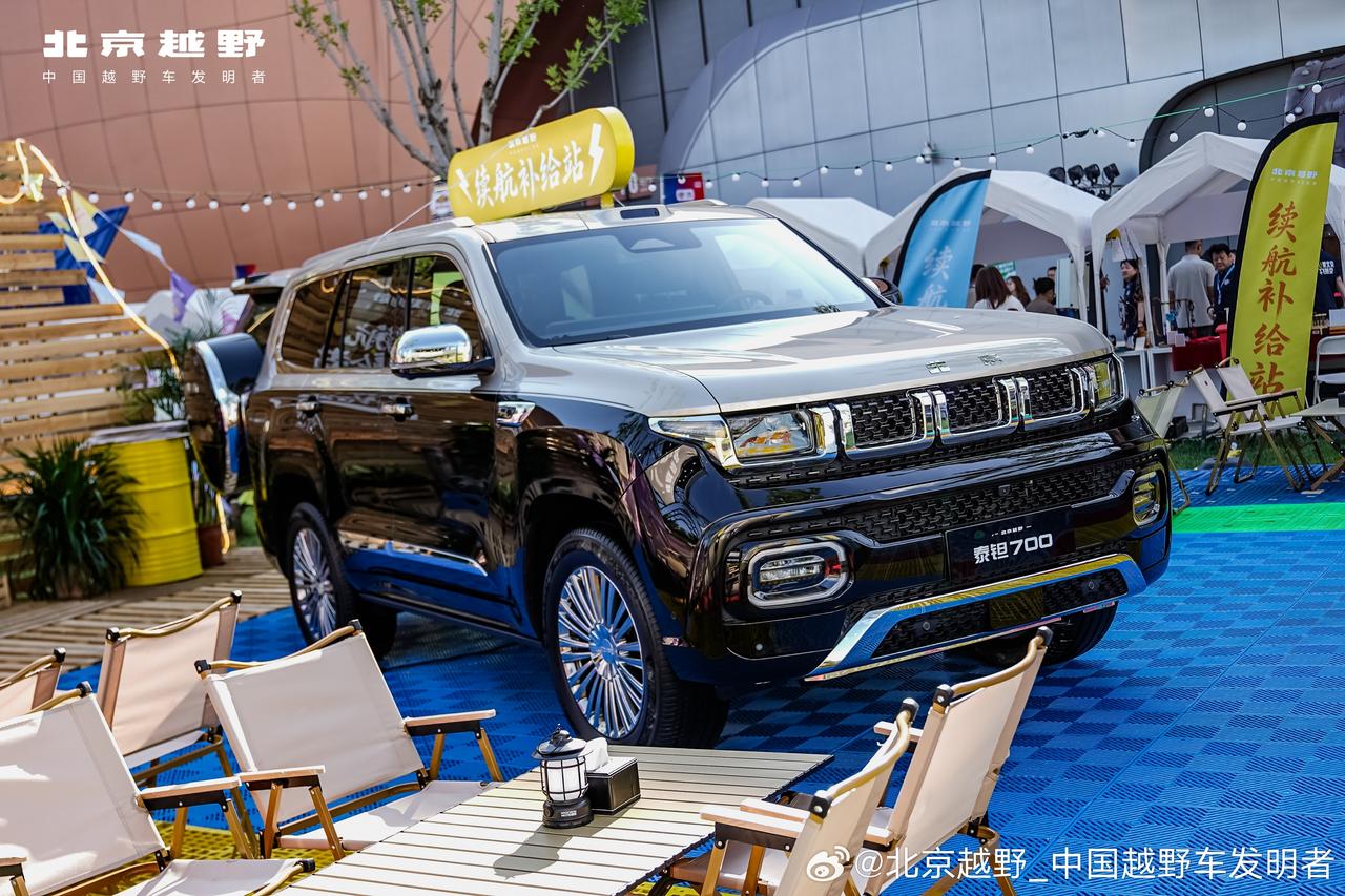 北京越野泰钽700于8月25日晚正式上市，并宣布首批车辆开始发运，全国正式交付同