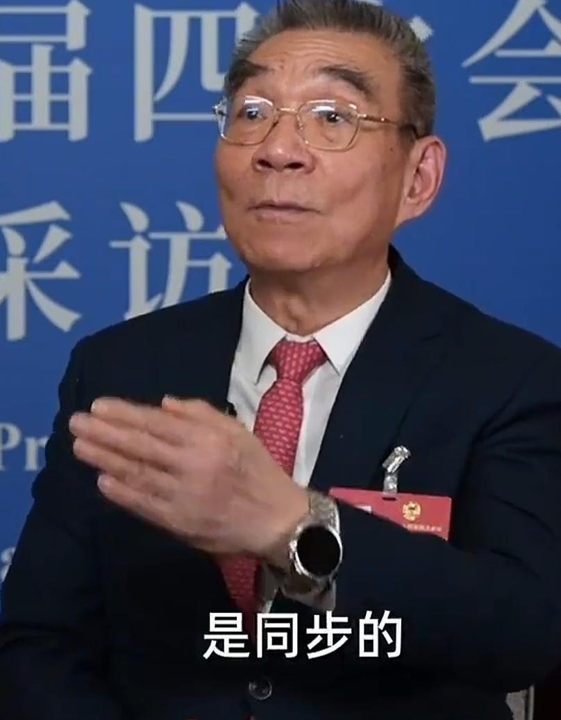 中国有句老话，叫做棋逢对手。意思是，强手遇到强手。遇强则强，两人都在对方的逼迫下