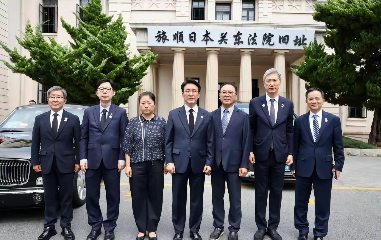 似乎在每一个韩国人心中，都有一个症结，这个症结就是安重根。他们都不约而同的把安重