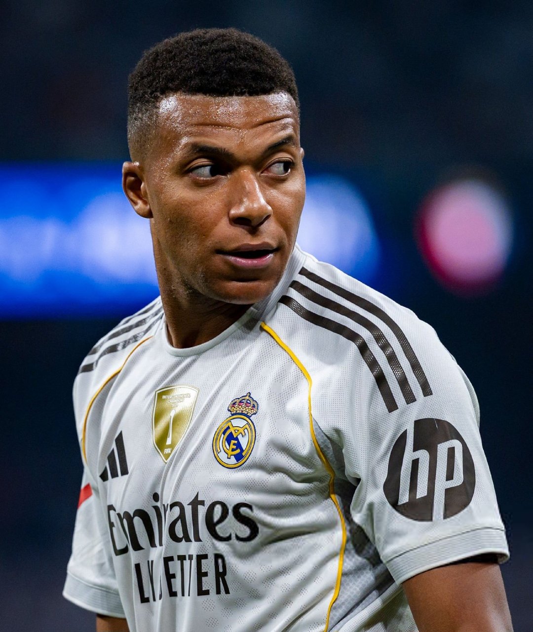 【皇马官方】姆巴佩左膝关节韧带扭伤。伤情后续恢复情况有待观察。【Arancha 