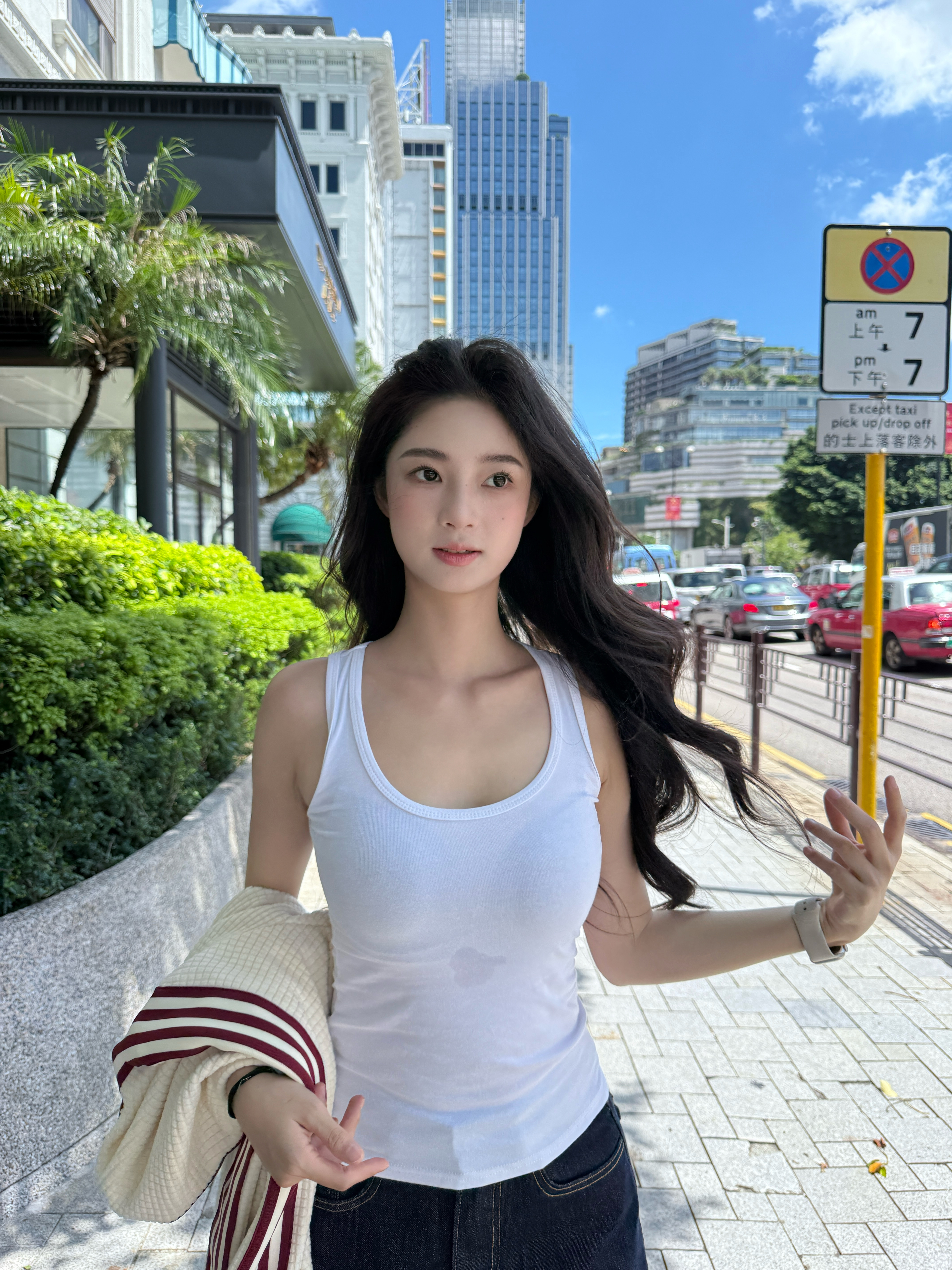 😇 ​​​