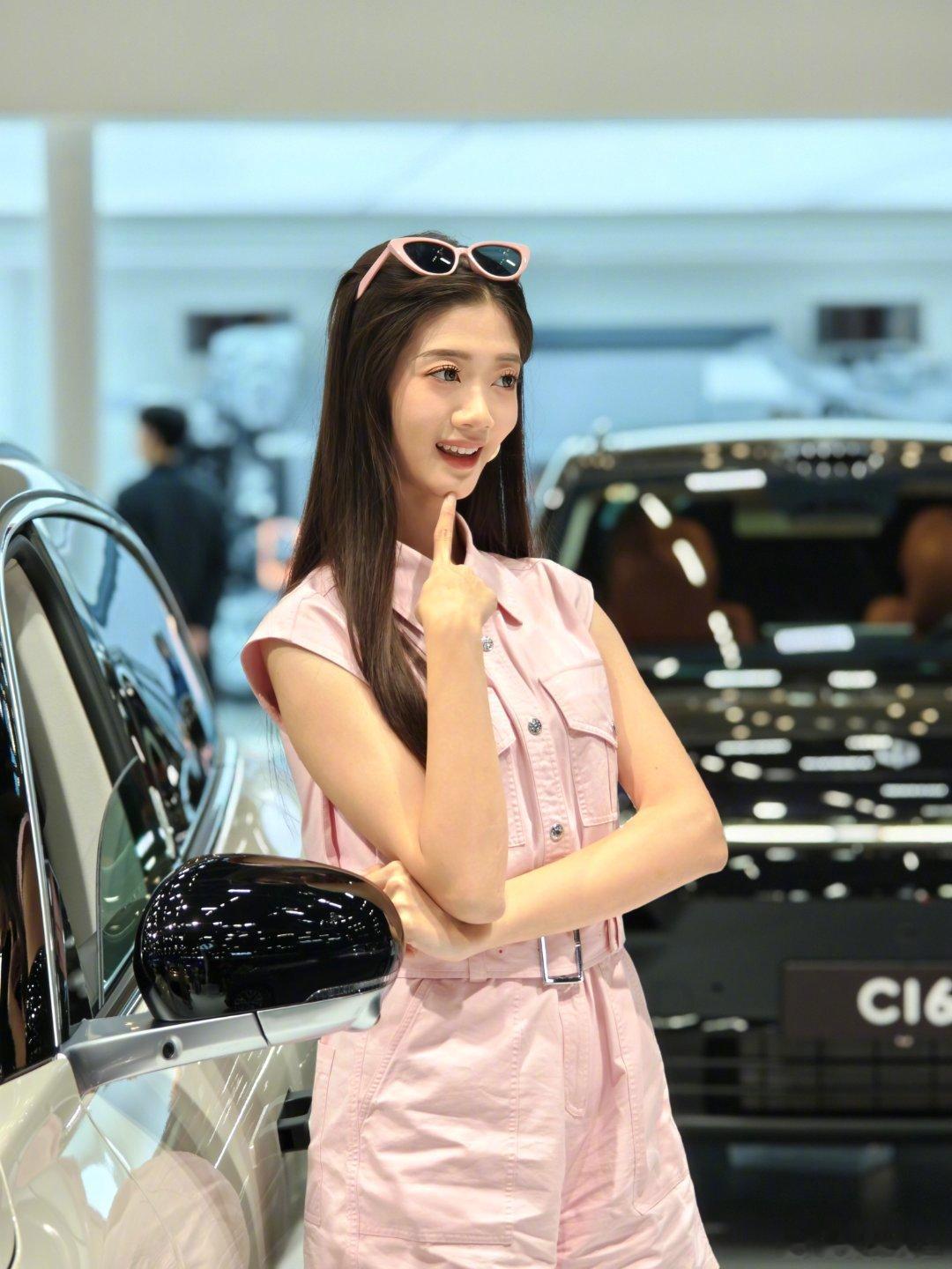 快闭馆了 拍点大家爱看的吧可以猜猜什么设备拍的 