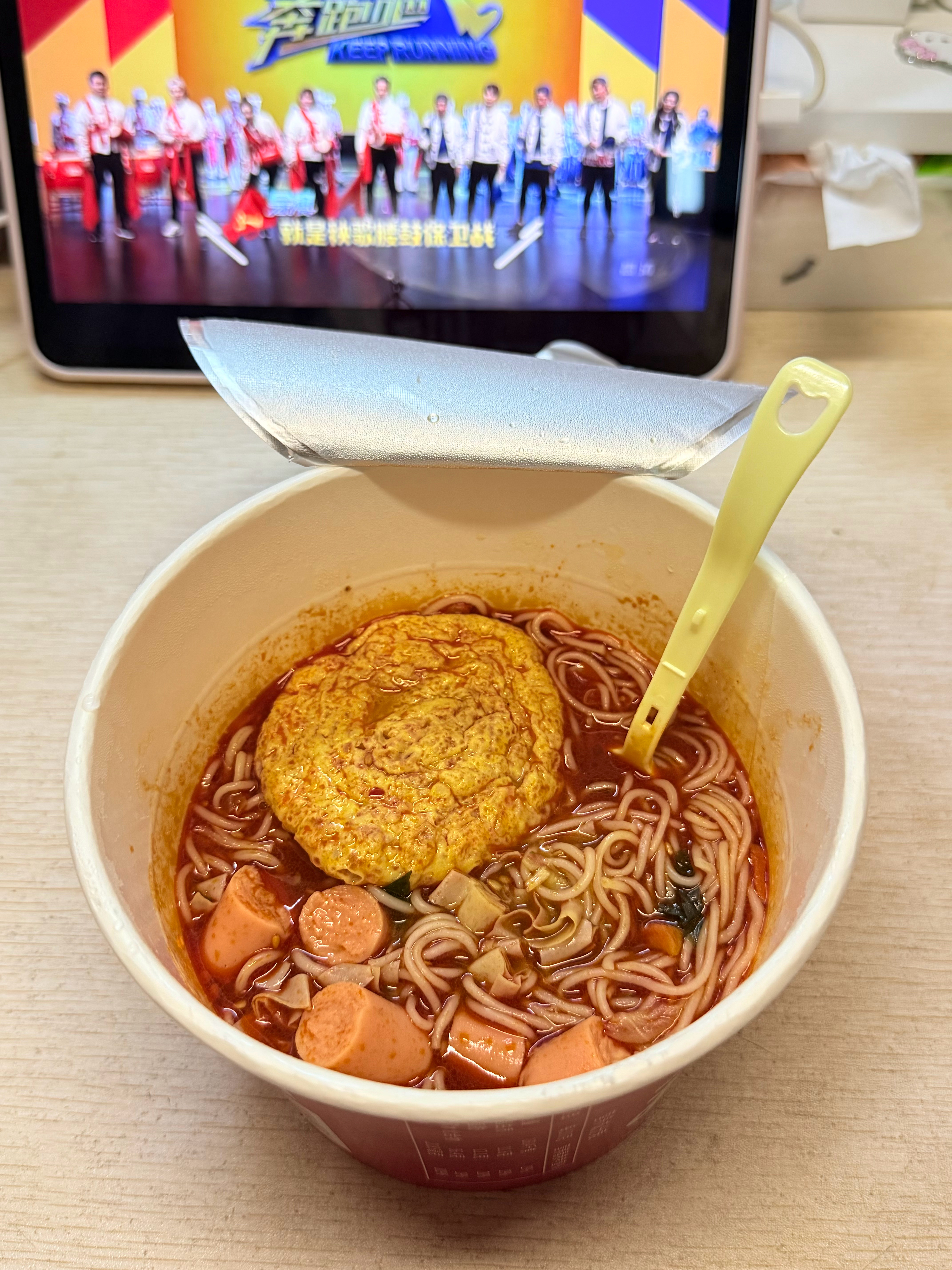 这个面饼好像旧版的高人拉面！还不错 