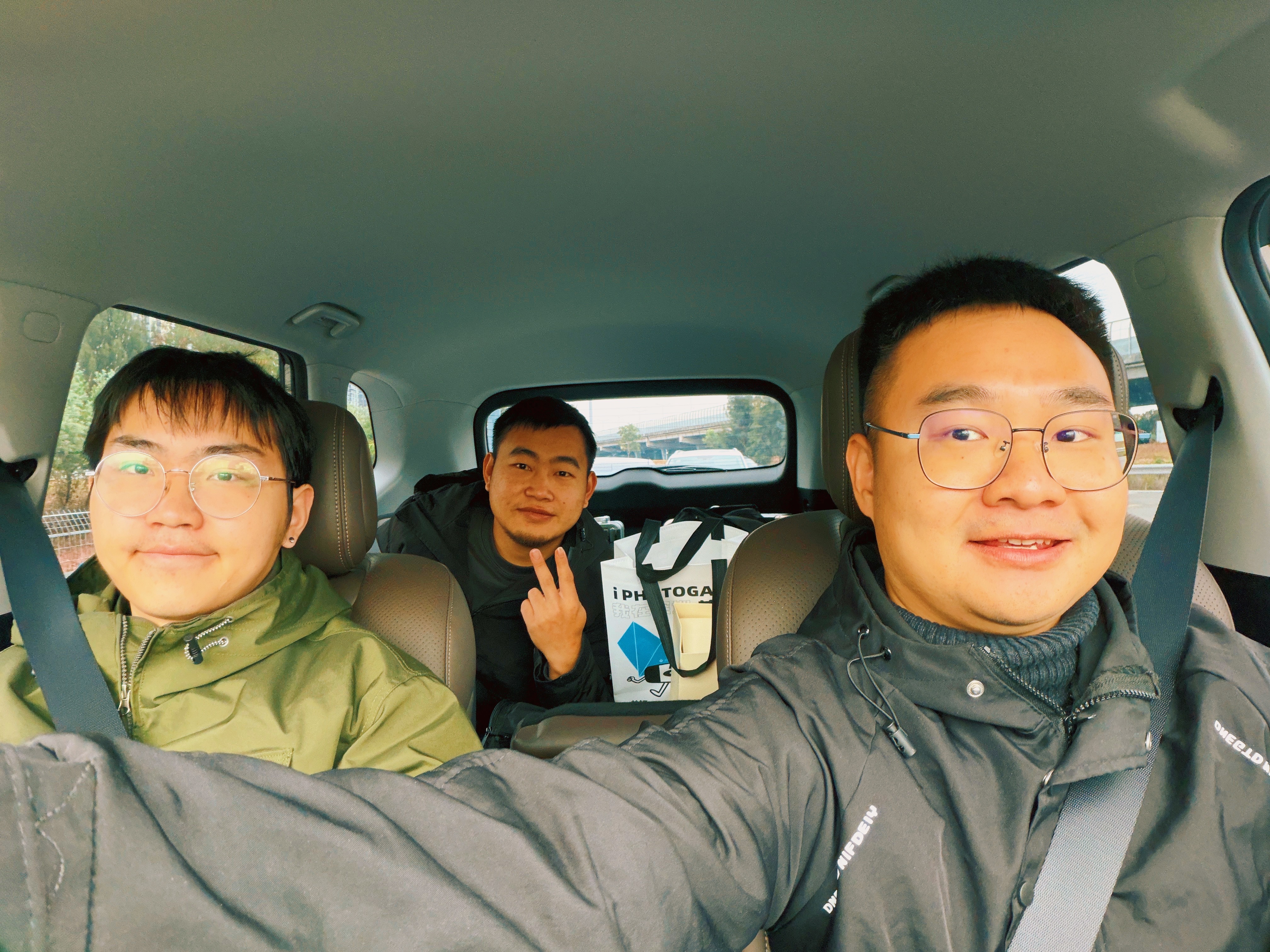 回罗定的第一餐汽场全开