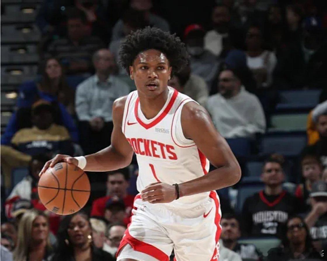 体育 明日NBA常规赛，火箭将战国王，双方伤病情况如下。火箭这边，阿门（左四头肌