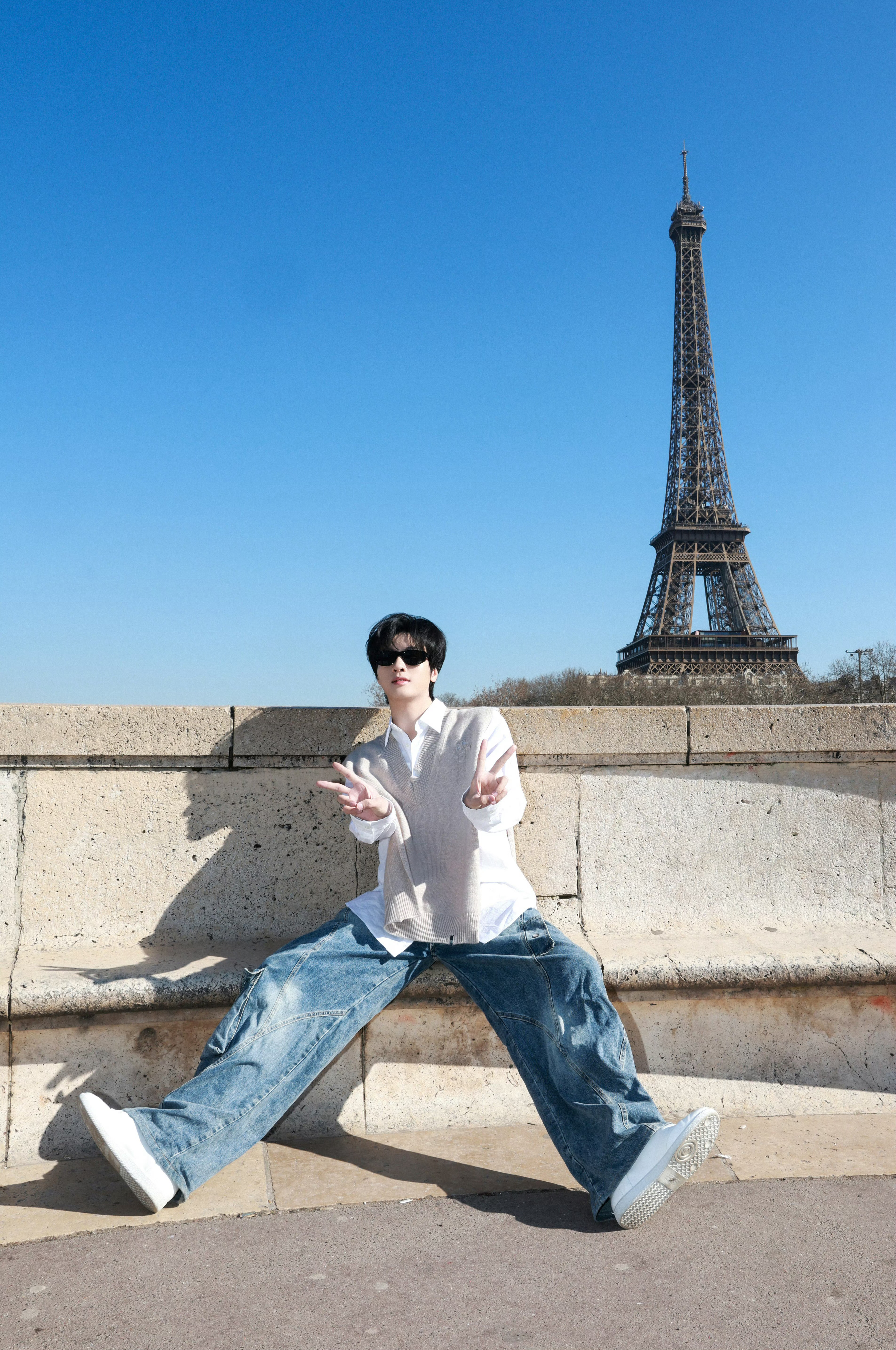 埃菲尔铁塔塑🗼？ 